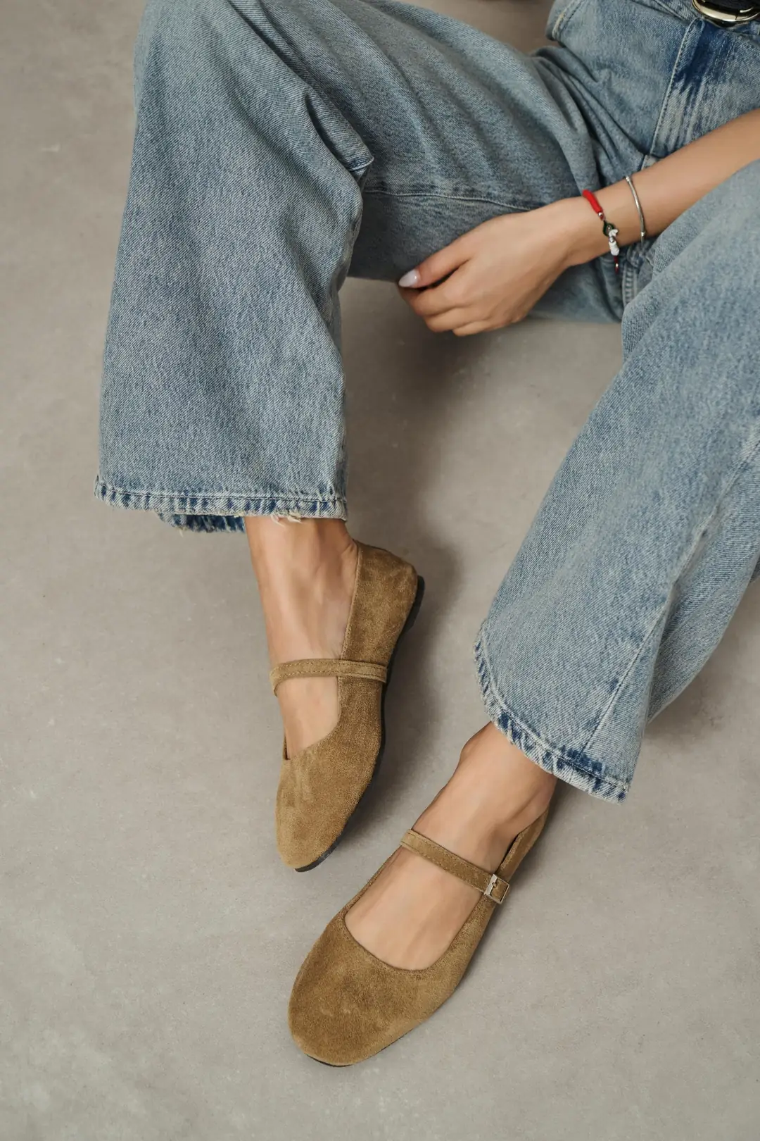 Mono Genuine Leather Buckle Detail Ballet Flat — Rome Beige